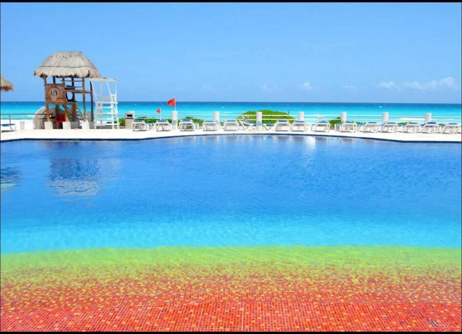 Amazing Beachfront Apartment Cancún Extérieur photo