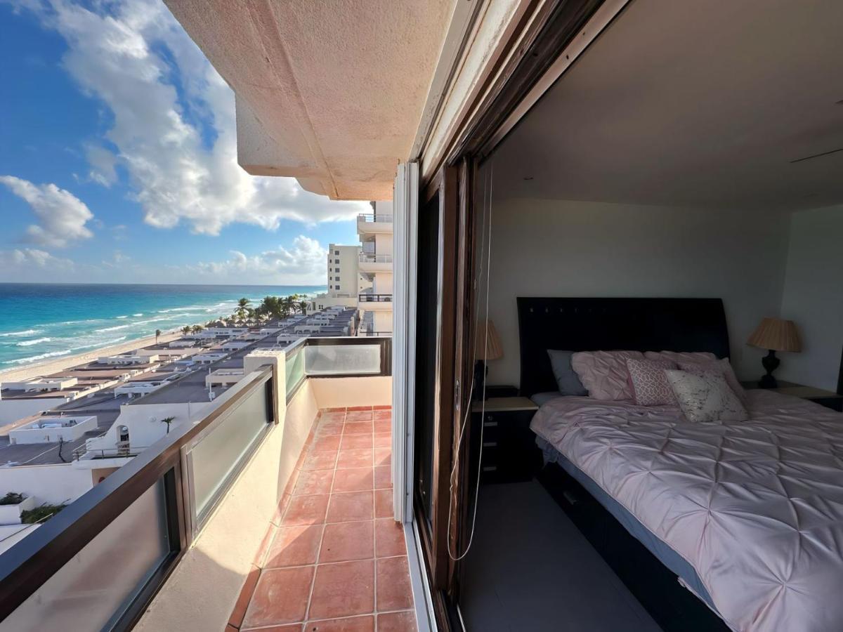 Amazing Beachfront Apartment Cancún Extérieur photo